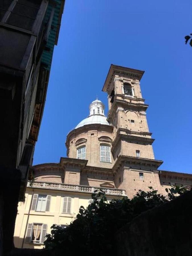Tourinturin Appartamento In Torino Centro Εξωτερικό φωτογραφία